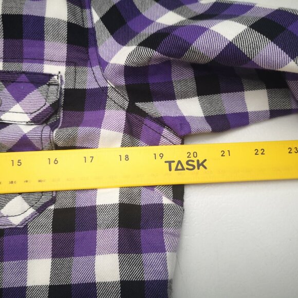 BC Clothing Ladies Size Small Purple White Black Plaid Faux Fur Lined Shirt - Picture 10 of 12